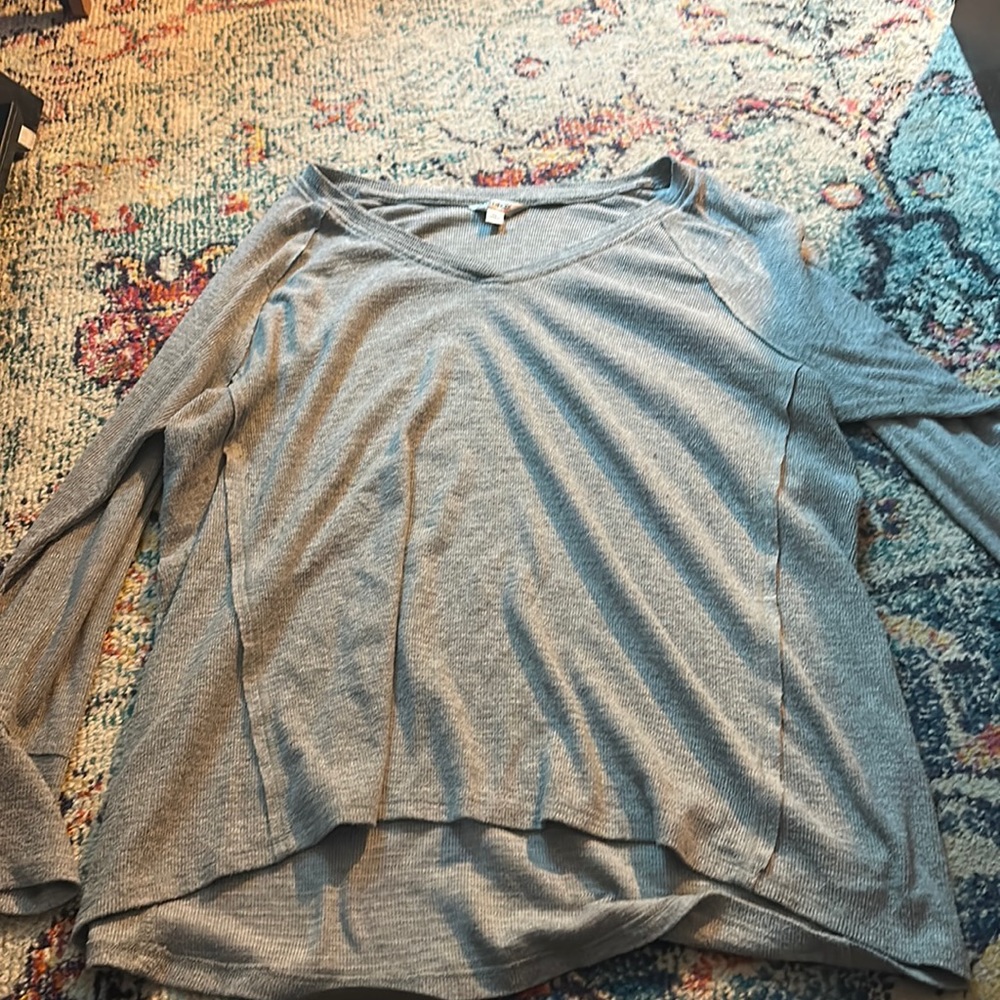 Grey long sleeve